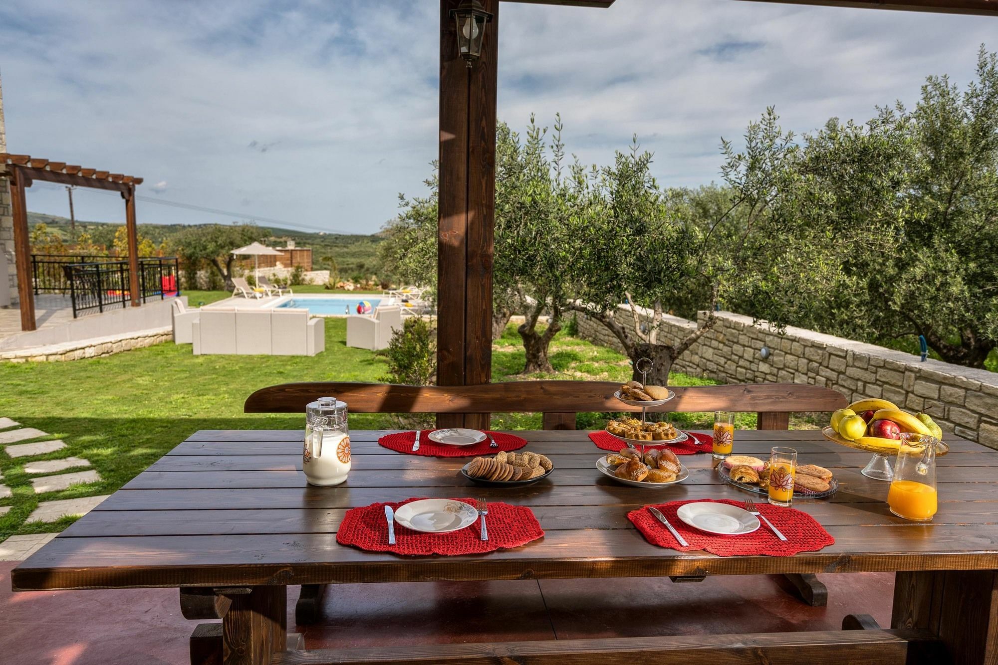 Olive Garden * Perama (Crete)